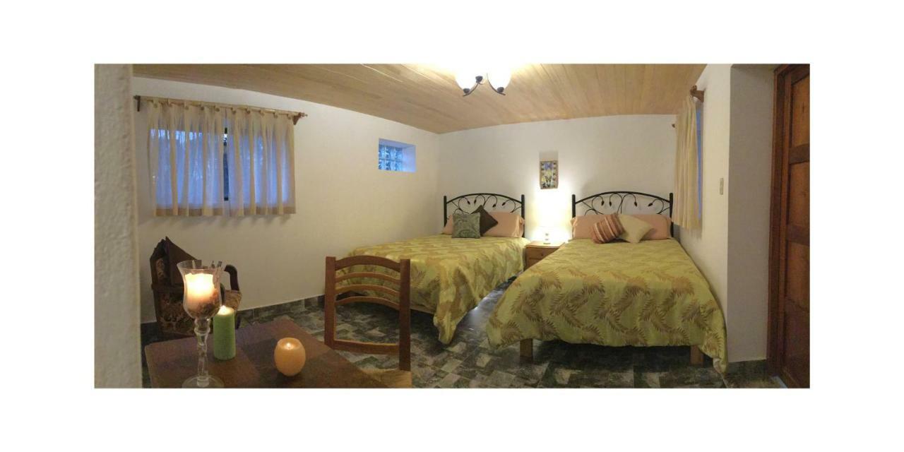 Intirumi Inn Caraz Zewnętrze zdjęcie